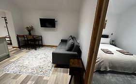 Small Home In Llanfairpwll